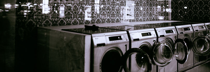 machine à laver blanchir chemise